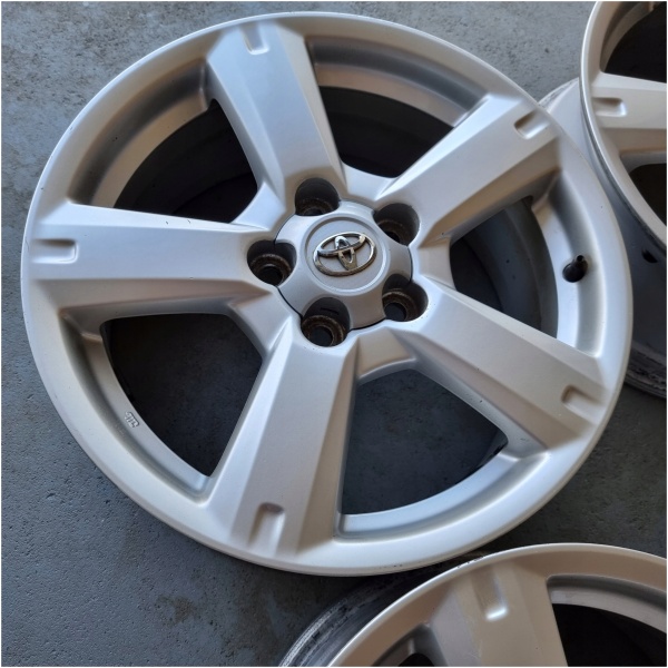 4X ALUMINIUMSFELGER TOYOTA RAV-4 17" 5X114,3 ORIGINALE
