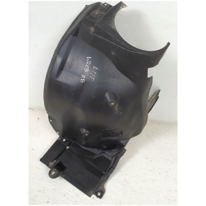 INNERSKJERM VENSTRE FORAN MERCEDES W203 A2038841122