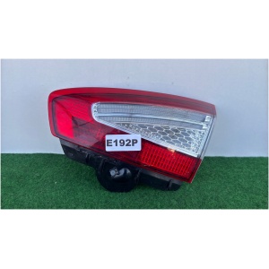 FORD MONDEO HØYRE INDRE BAKLYKT 1764009