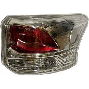 HØYRE BAKLYKT MITSUBISHI OUTLANDER 8330A788