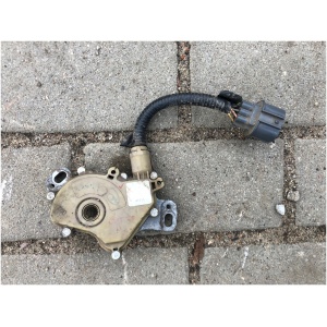 SWITCH XYZ LAND ROVER DISCOVERY UHB100190