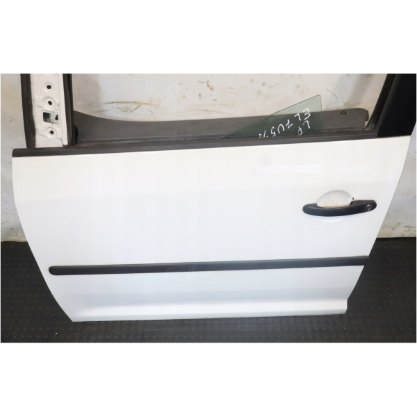 DØR VENSTRE FORAN VW CADDY III 2K0831055B - Bilde 7