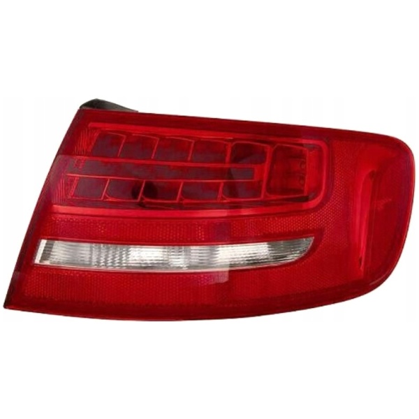 HØYRE BAKLYKT AUDI A4 8K9945096