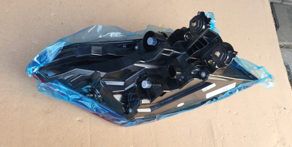 BAKLYKT HØYRE BAK AUDI Q4 E-TRON OE 89A945070 - Bilde 2