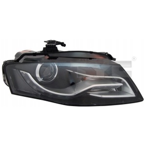 HØYRE FRONTLKT AUDI A4 8K0941030AJ