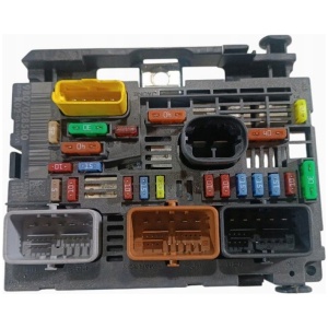 SIKRINGSBOKS PEUGEOT 3008 9807028580