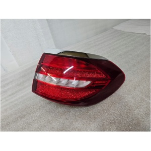 MERCEDES E W213 BAKLYKT HØYRE A2139068800