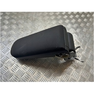 MIDTKONSOLLARMLENE VW POLO V 6R