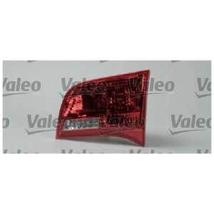 BAKLUKE LYKT HØYRE AUDI A6 4F9945094E