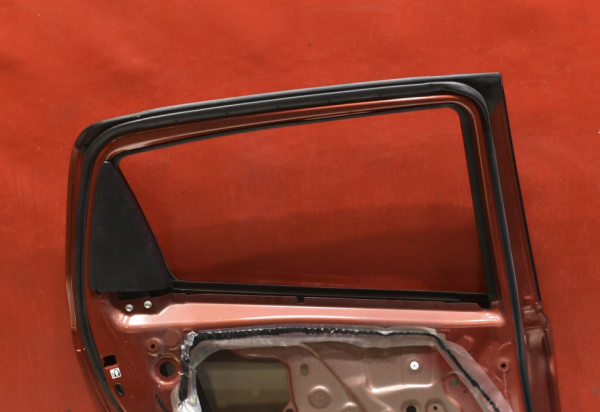 VENSTRE BAKDØR TOYOTA YARIS III 3N8 670040D210 - Bilde 13