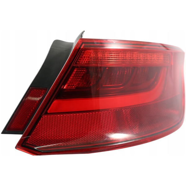 AUDI A3 BAKLYKT HØYRE 8V4945096D