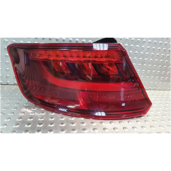 BAKLYKT VENSTRE AUDI A3 8V4945095D