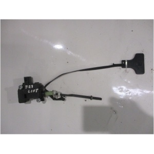ELEKTRONISK DRIVSTOFFLUKE TOYOTA AVENSIS 7703005030
