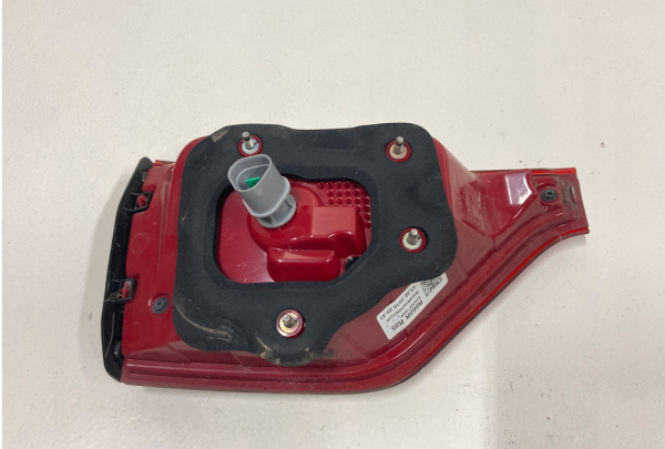 BAKLYKT HØYRE KIA 92406F1600 - Bilde 3