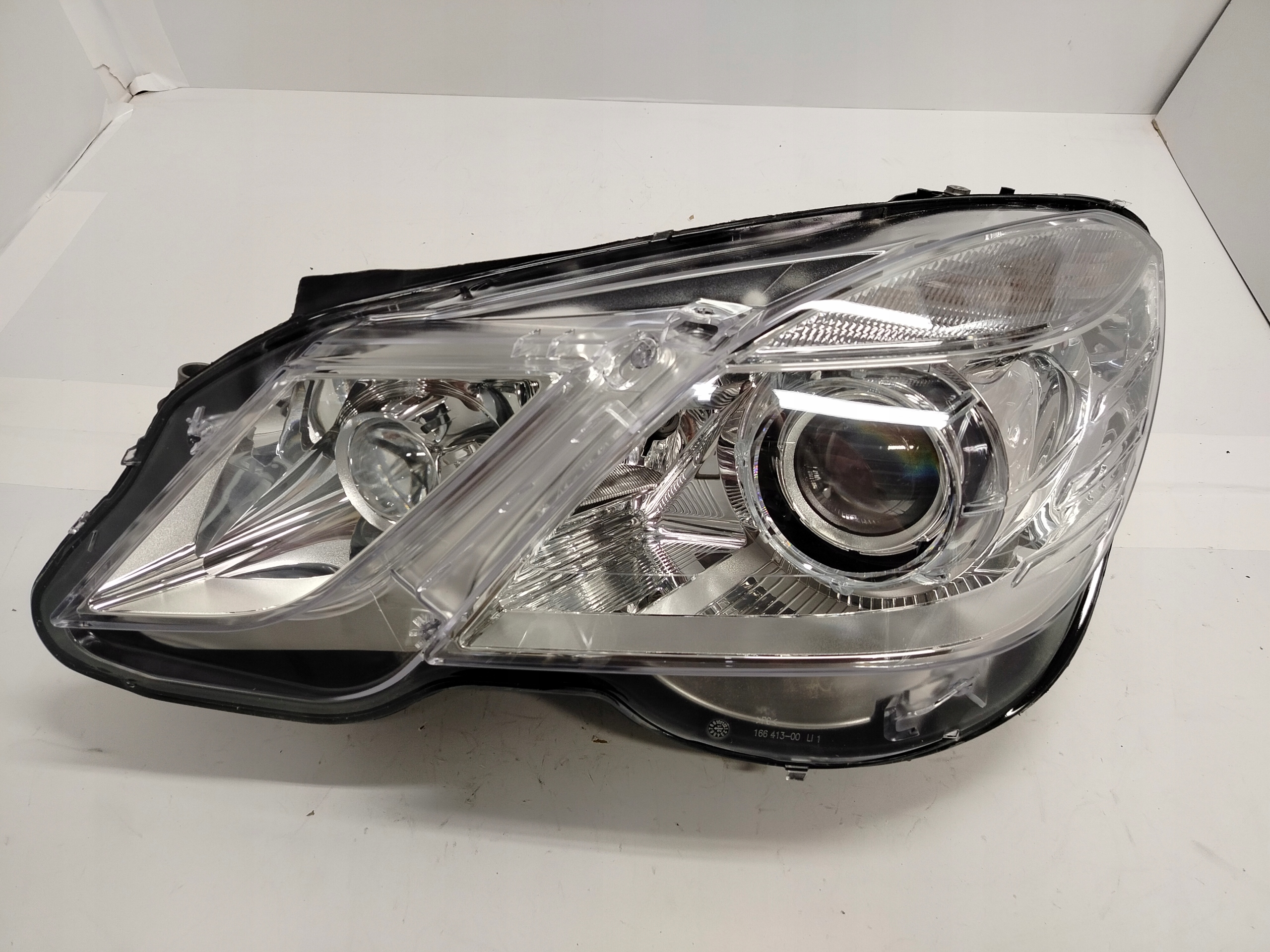 MERCEDES E-KLASSE W212 ADAPTIVE XENON FRONTLYS VENSTRE A2128200939