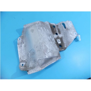 VARMESKJOLD BAKRE AUDI Q5 8R0804171B