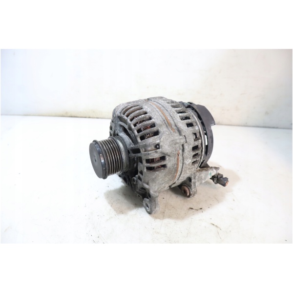DYNAMO AUDI A3 06F903023F
