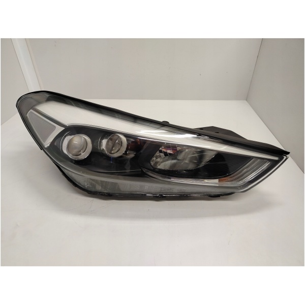 HØYRE FRONTLYKT HYUNDAI TUCSON 92102D7200