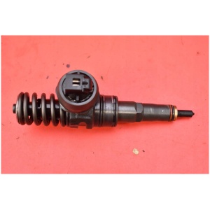 INJEKTOR FOR SKODA OCTAVIA 038130073AG