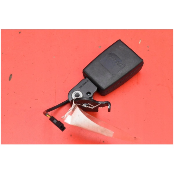 SETEBELTE STRAMMER HØYRE BAK VW 1S0857740A