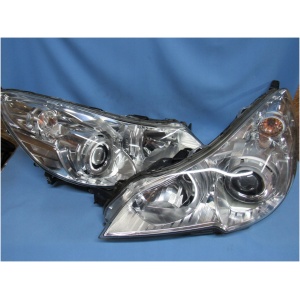 SUBARU OUTBACK XENON FRONTLYKTER 09-12
