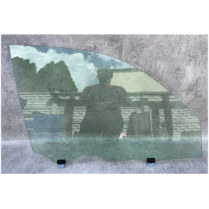 HØYRE FORAN VINDU LAND CRUISER 6810160391