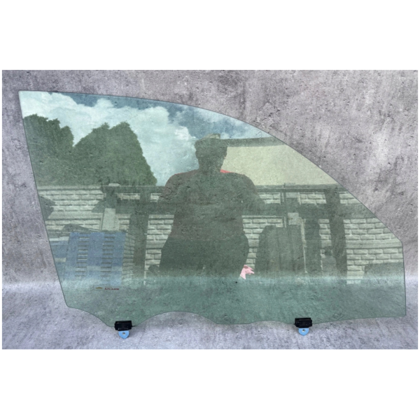 HØYRE FORAN VINDU LAND CRUISER 6810160391