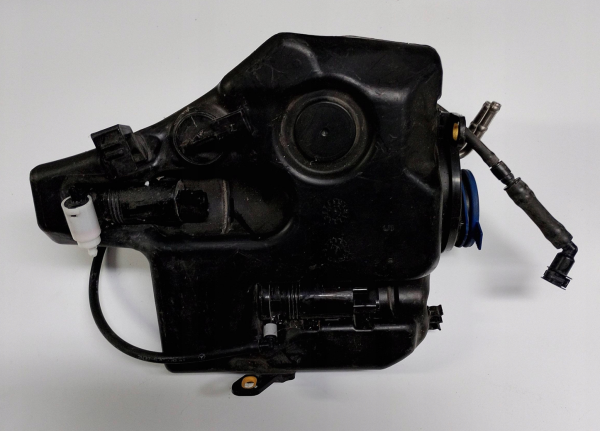 SPYLERVÆSKE TANK MERCEDES A2228690520 - Bilde 4