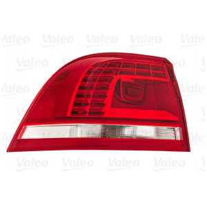 Baklykt venstre VW Touareg 7P6945207