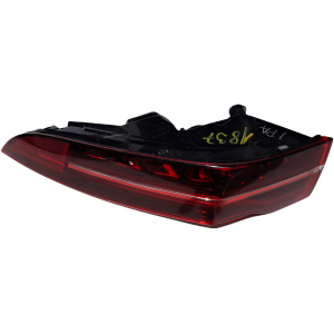 Baklykt venstre ytre Jaguar Ipace T4K1826