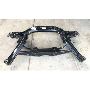 TRAVERS BAK VW GOLF 5Q0505235M