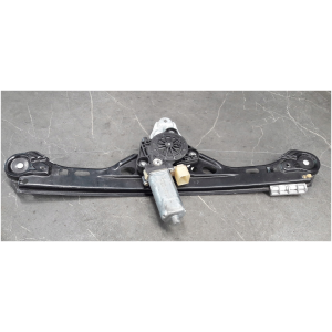 VINDUSHEIS VENSTRE FORAN MERCEDES W203 A2037301146