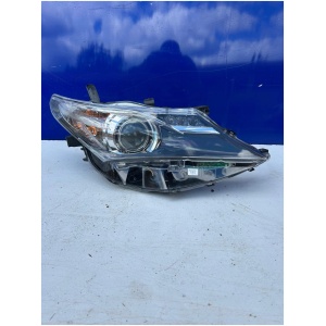 Høyre xenon frontlykt Toyota Auris 8111002E40