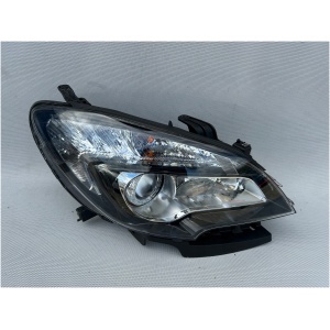 Høyre frontlykt Opel Mokka Xenon 95386946