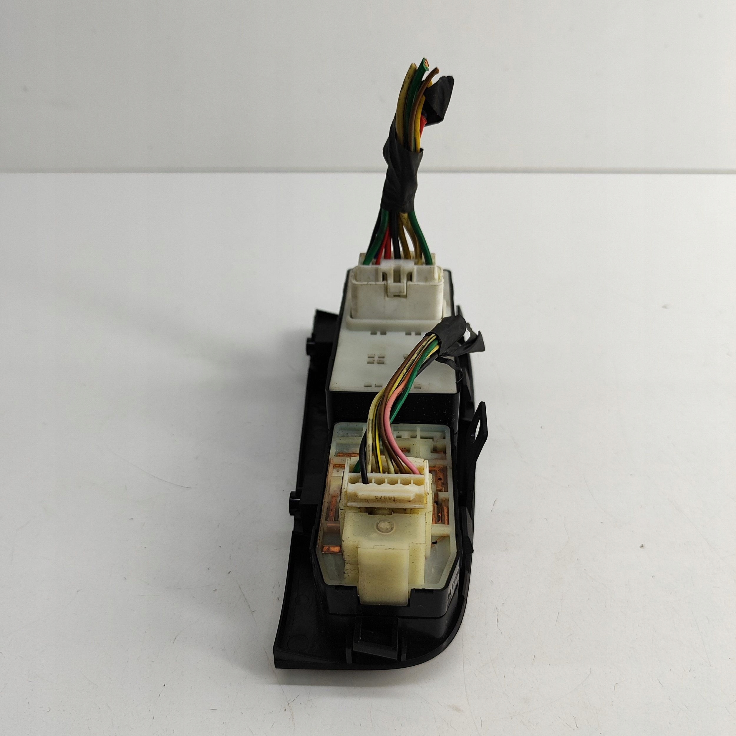 Venstre foran dør bryter Hyundai H1 935704H300WK - Bilde 4