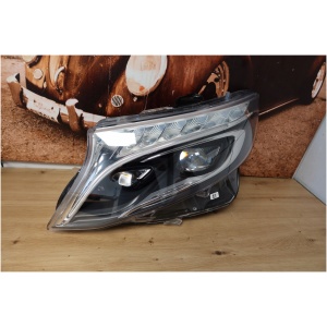 Venstre frontlykt Mercedes V A4479062301