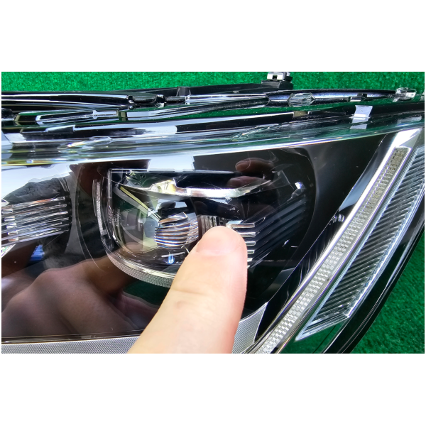 Hovedlykt venstre VW Passat 3G1941113A - Bilde 4