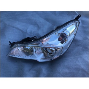 Venstre frontlykt Subaru Legacy 84001AJ112