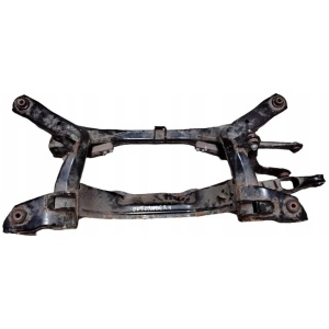 Travers bak Mitsubishi Outlander 4100A076