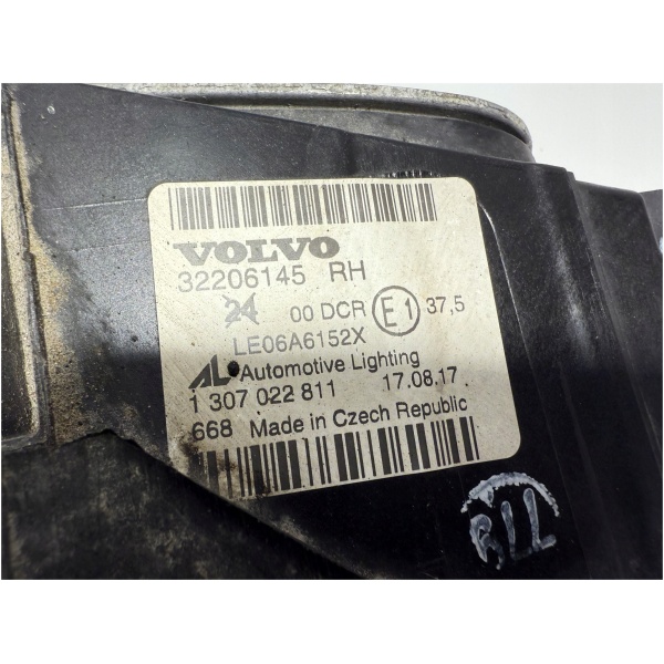Volvo V50 høyre frontlykt xenon 32206145 - Bilde 5