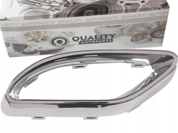 Eksosdiffuserkappe venstre Mercedes W205 A2058852221