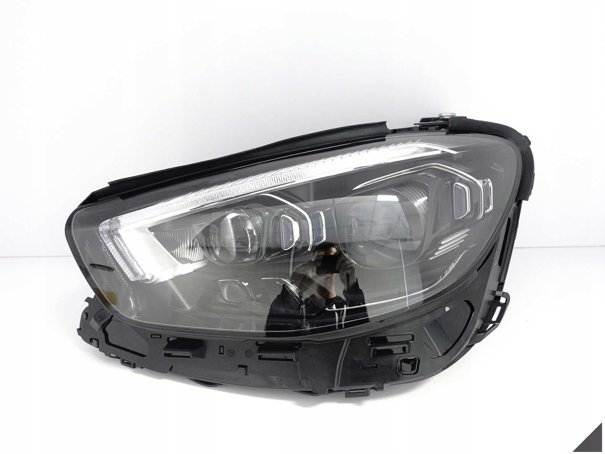 Mercedes W213 venstre frontlykt A2139066908