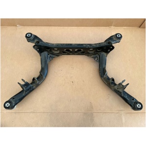 AUDI A6 bakre travers 4G0505235AB