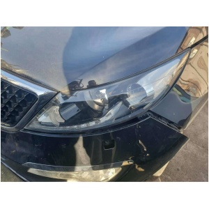 KIA SPORTAGE 3 venstre xenon frontlykt 921013U290