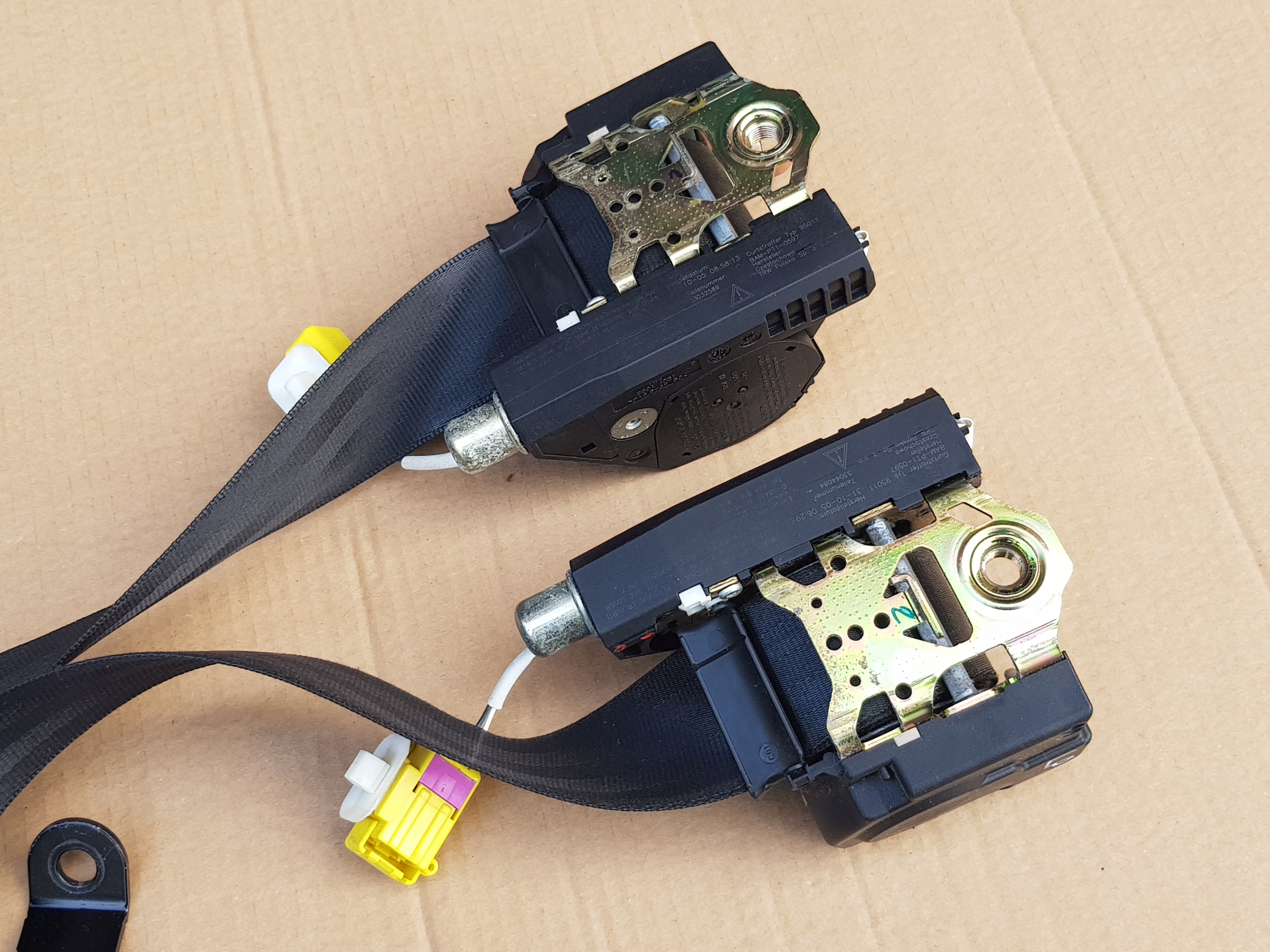 Komplett sett setebelte foran VW TOURAN venstre + høyre - Bilde 3