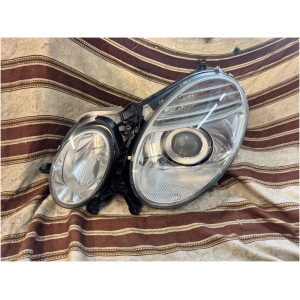 MERCEDES E W211 venstre xenon frontlykt A2118203561