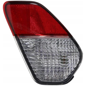 MITSUBISHI OUTLANDER høyre bak rygelys 8336A154