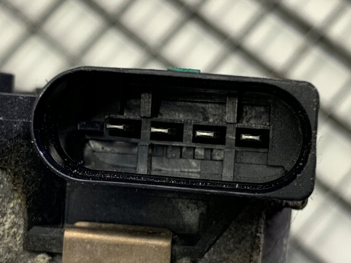 Viskermekanisme foran Volvo V60 30753493 - Bilde 2