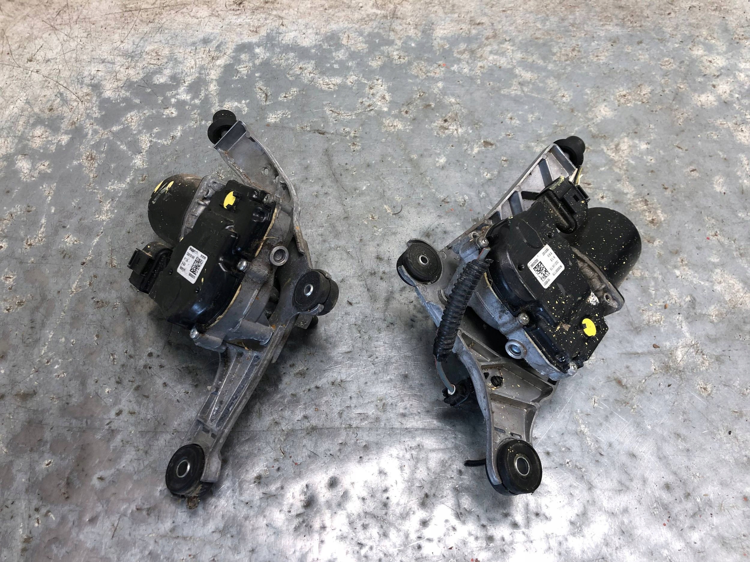 Viskermekanisme venstre og høyre til Ford Kuga CV44-17504-BG CV44-17504-AG - Bilde 8