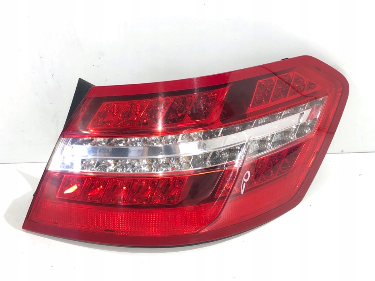 MERCEDES W212 høyre baklykt A2128201264